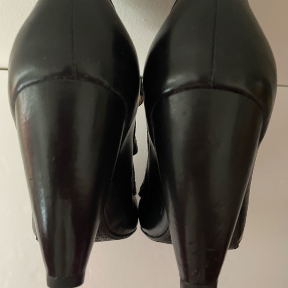 Miz Mooz Womens 10 Black Crisscross Pattern With Gold Buckle MaryJanes - Picture 10 of 15